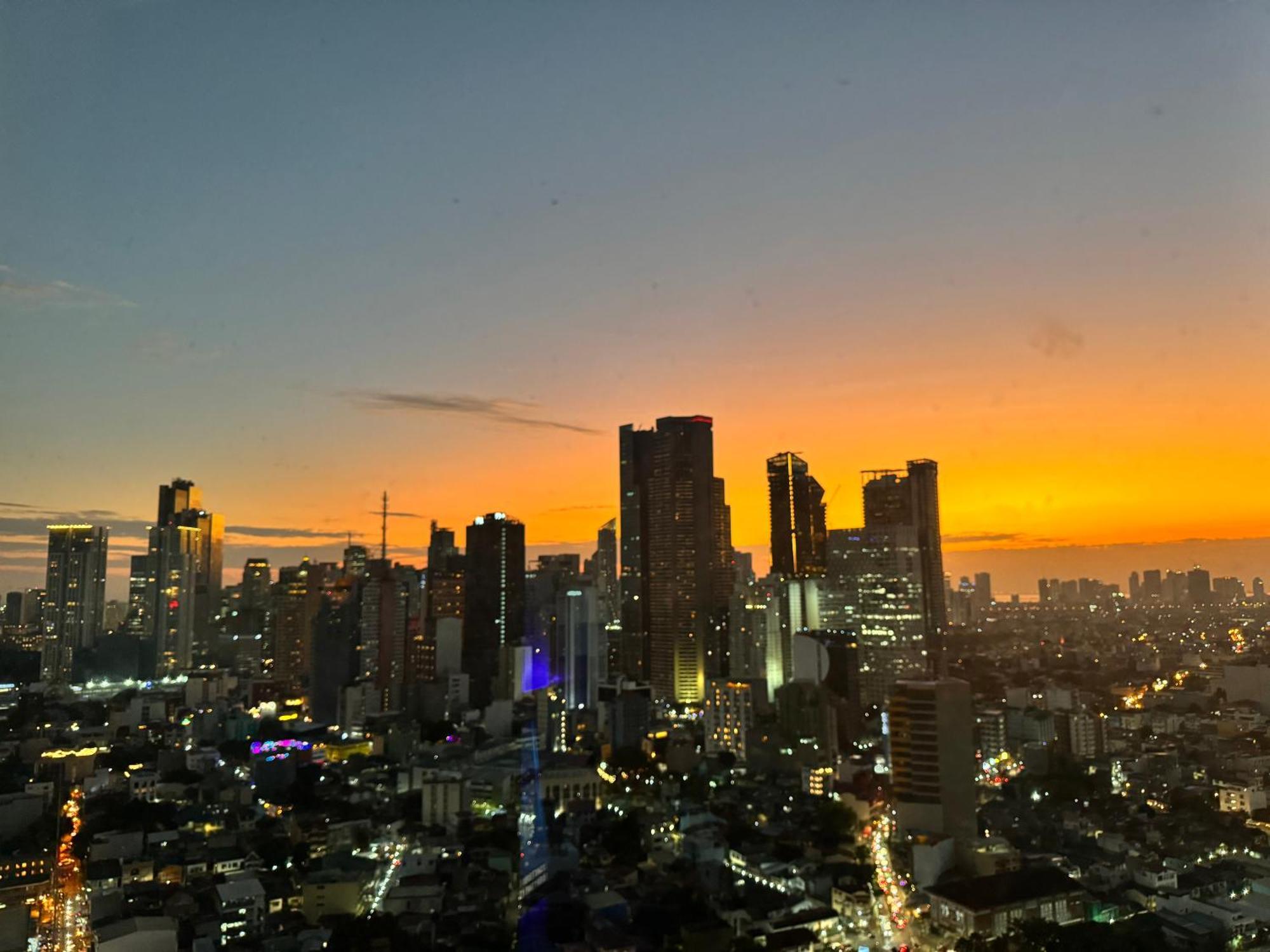 Luxxe Interior Design Condo - Novotel Residences At Acqua Private Residences Mandaluyong Exterior photo